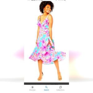 NWT.. brand new, jersey fabric, large, adjustable straps ,wrap around and can be